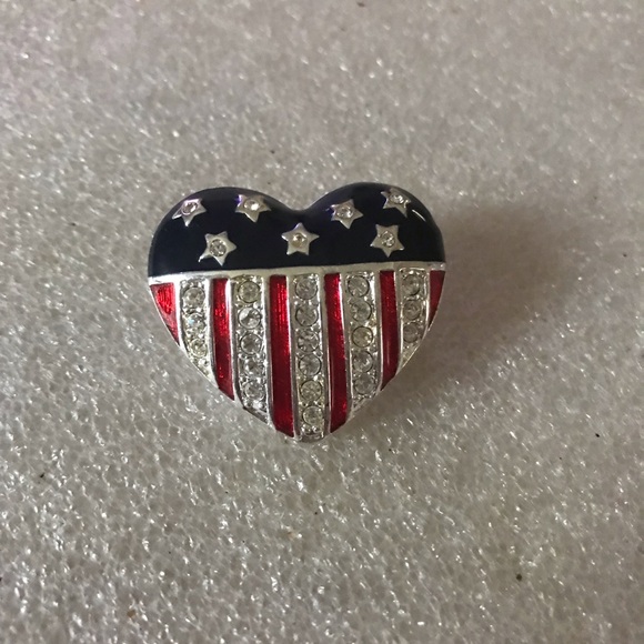 Vintage Jewelry - Patriotic Heart Pin Brooch in Red, White & Blue
